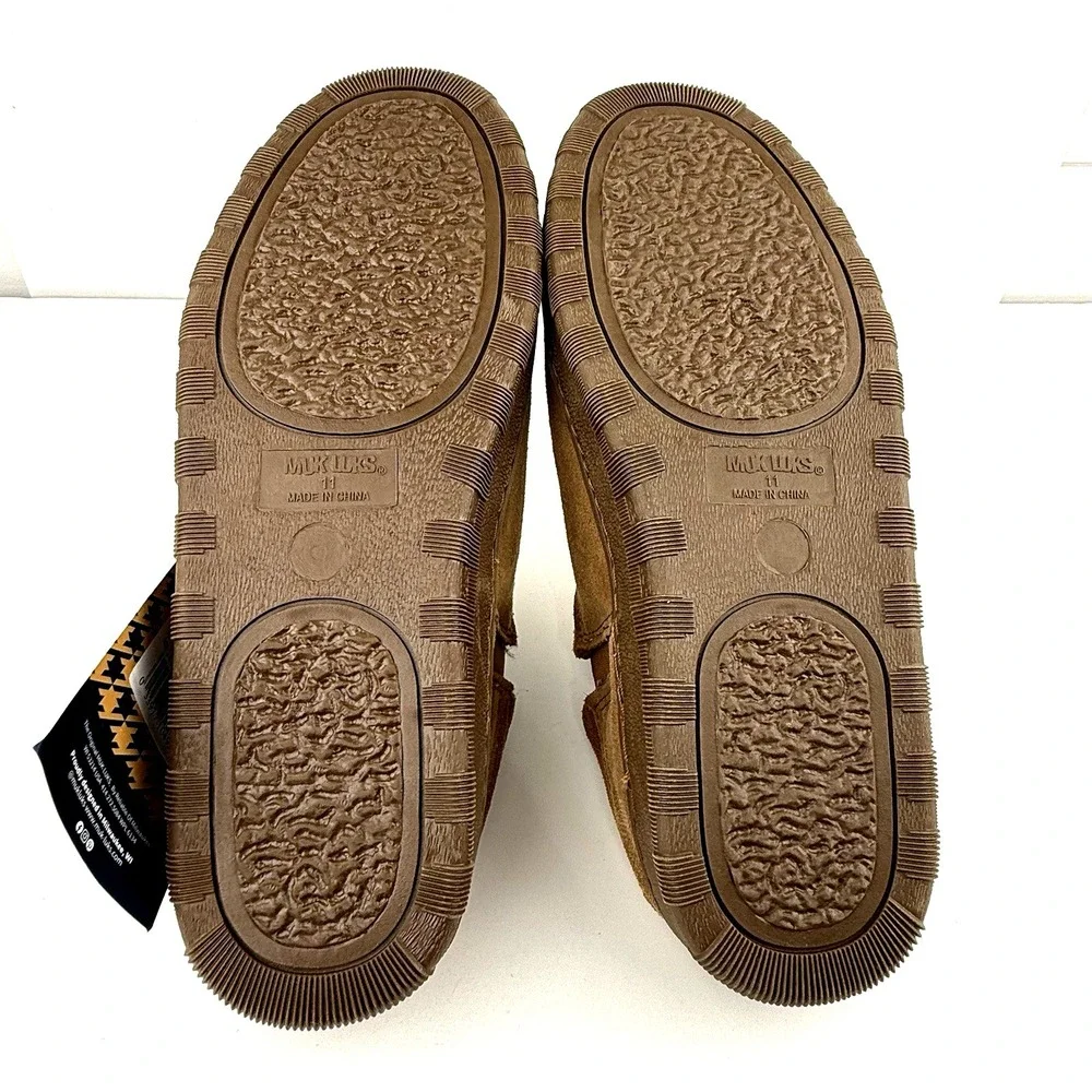 New Muk Luks Slipper Slide Shoe Mens US 11 Tan Suede Leather Plush Fleece Lined
